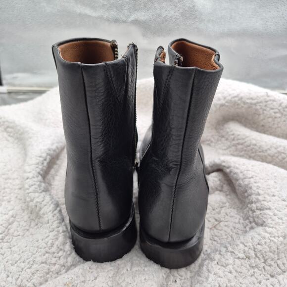 NEW Frye women's Veronica Inside Zip Ankle Boot Black leather size 6 - Picture 3 of 8